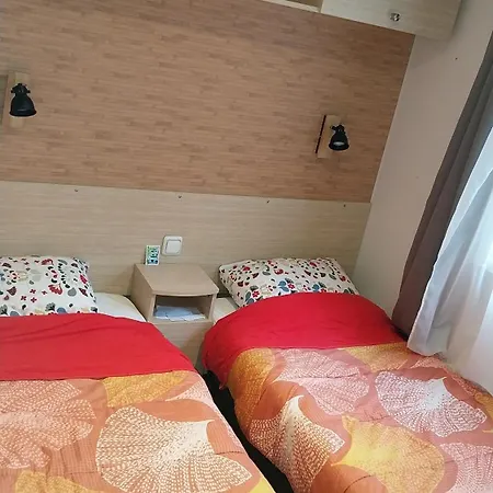 Mobile Confort A 200m De La Κάμπινγκ Ιέρ